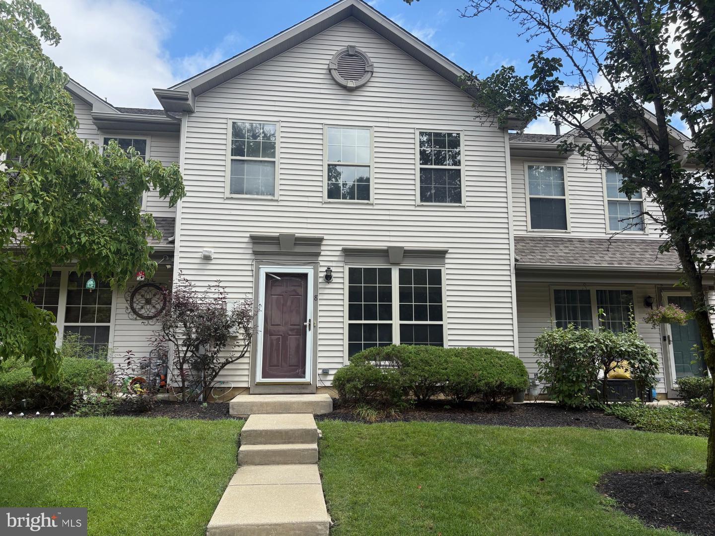8 Woodbrook Dr — photo