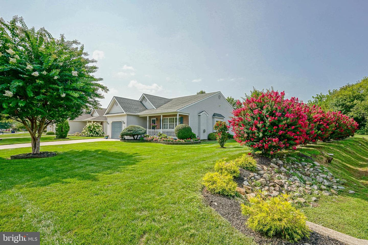 217 Gaunt Dr — photo