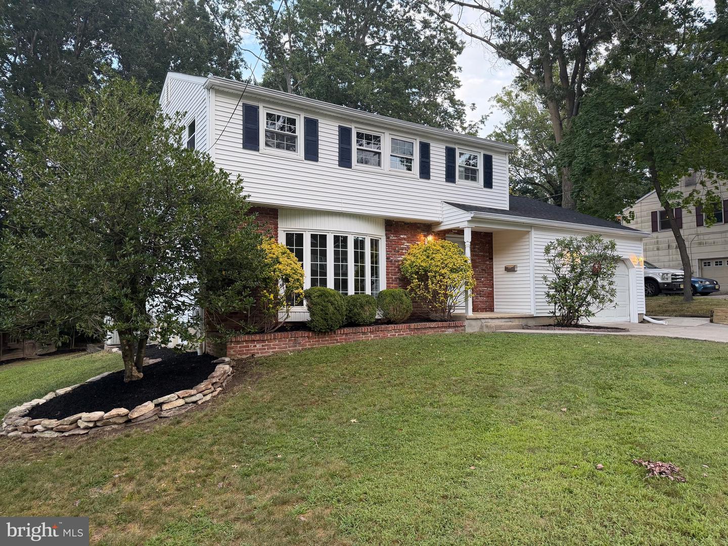 11 Silver Birch Rd — photo