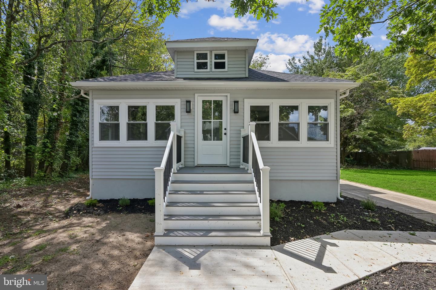10 Andaloro Way — photo