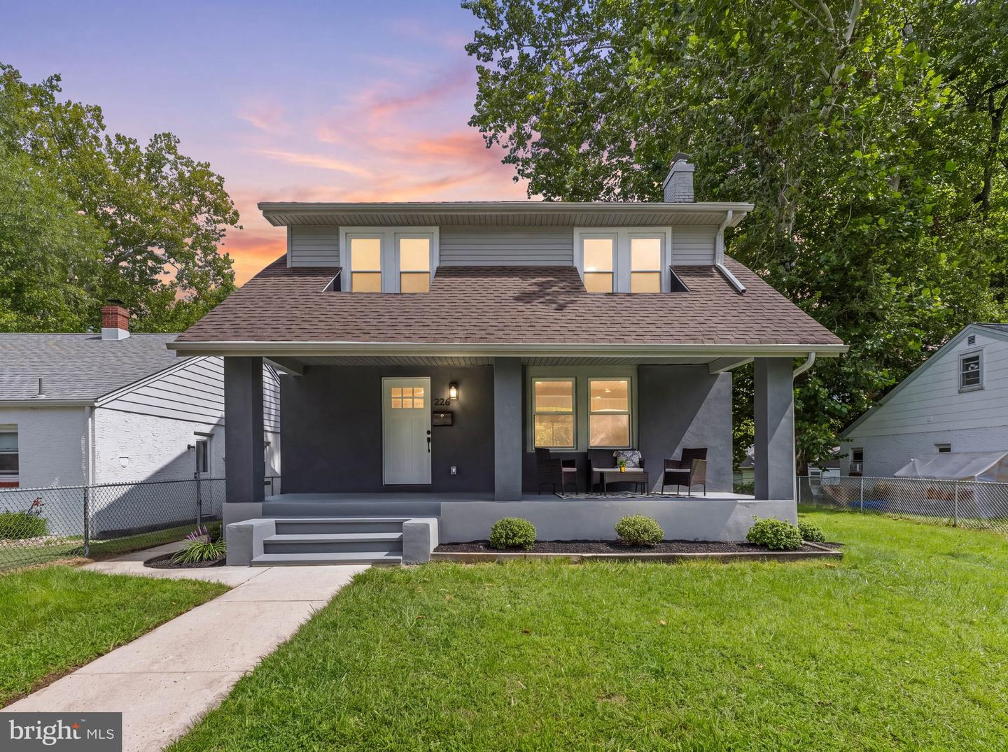 226 S Maple Ave — photo