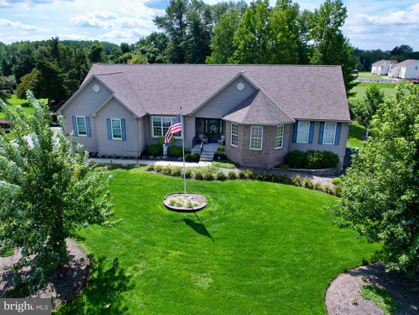 15 Skyline Cir — photo