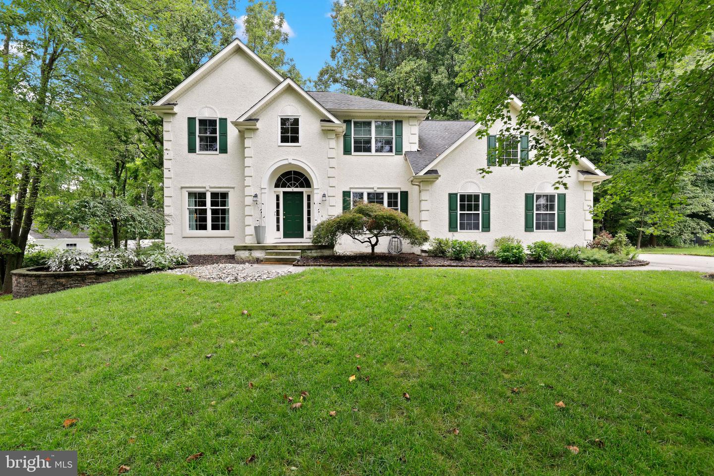 6 Armitage Ct — photo
