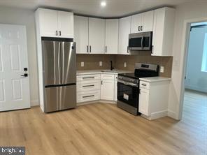 216 Broadway #B — photo