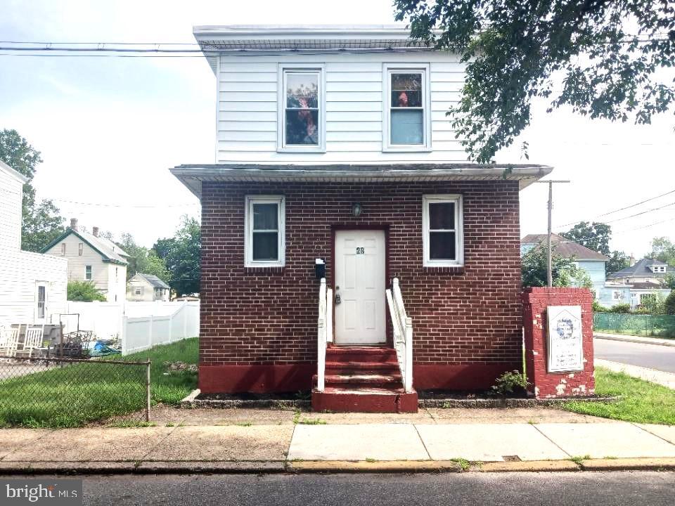 28 W Jefferson St — photo