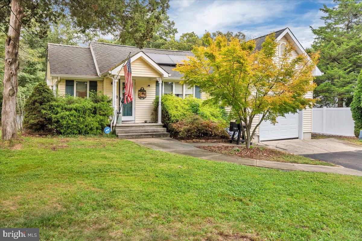 1153 Forest Grove Rd — photo