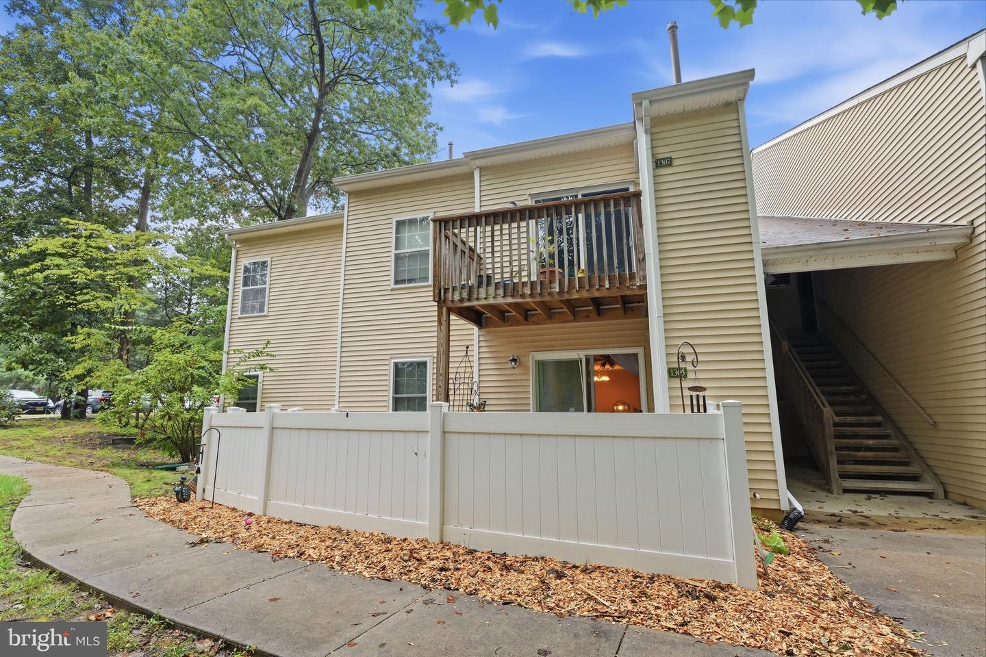 1303 Tristram Cir — photo