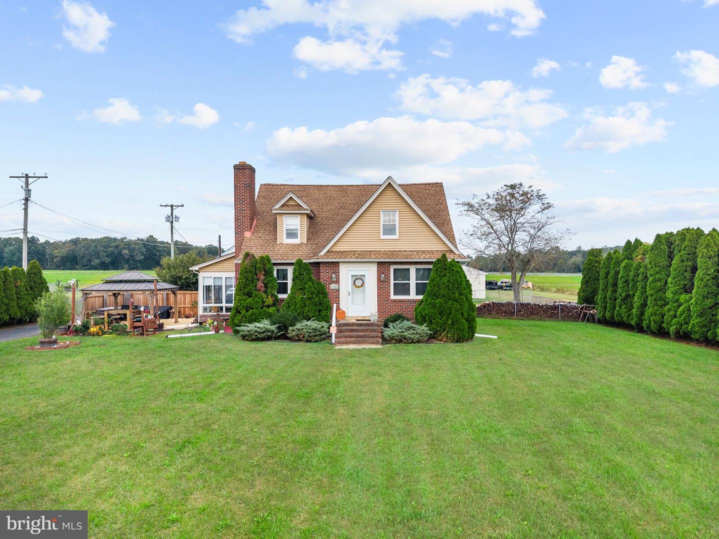 5357 Lake Rd — photo
