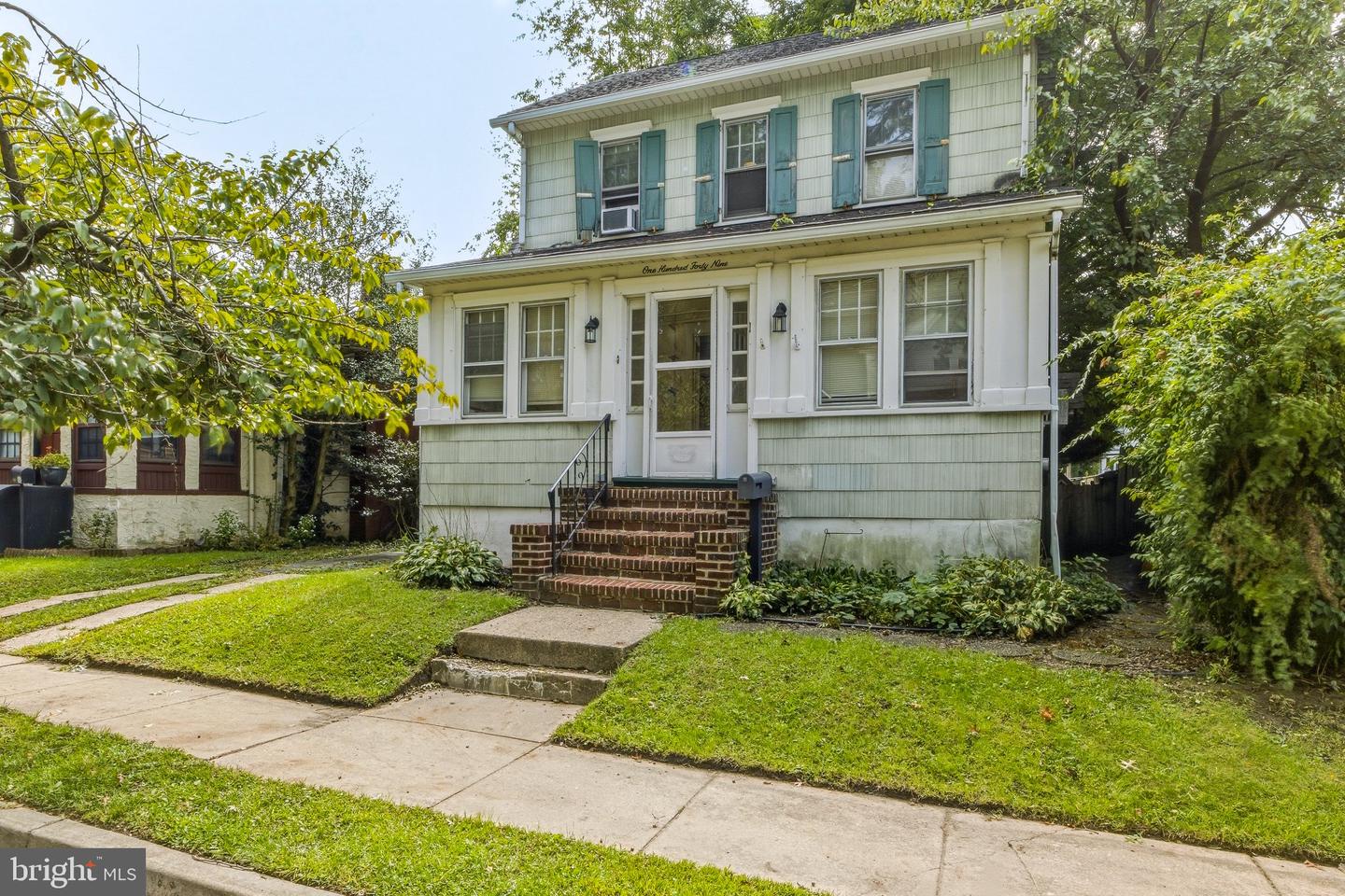 149 W Barber Ave — photo
