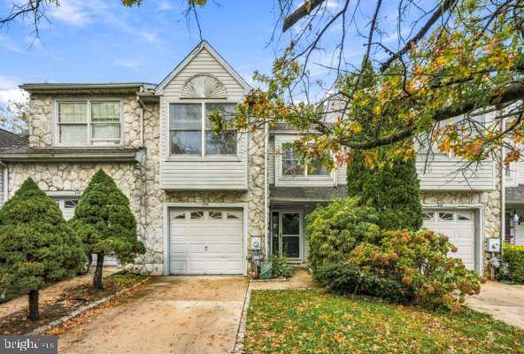 316 Lake Side Dr — photo