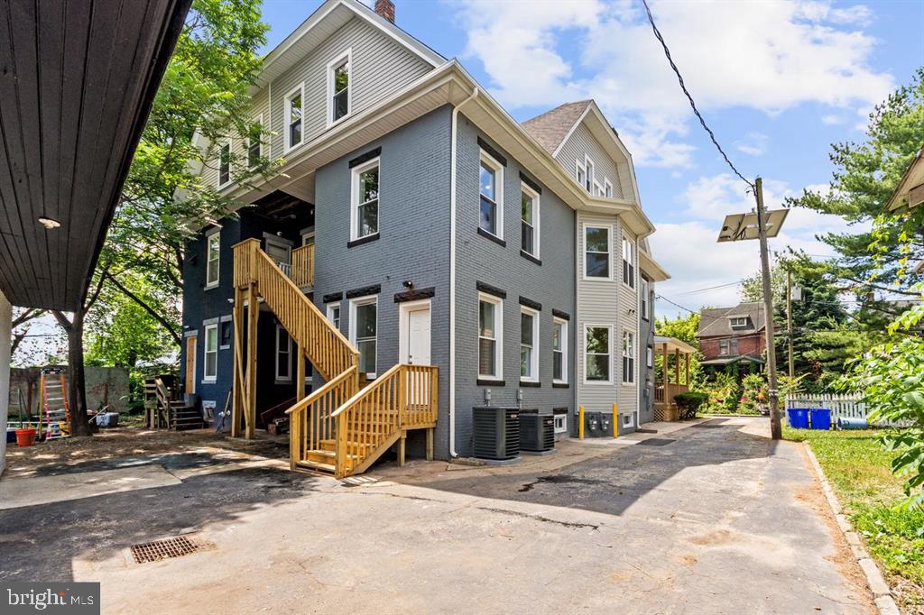 42 E Curtis Ave — photo