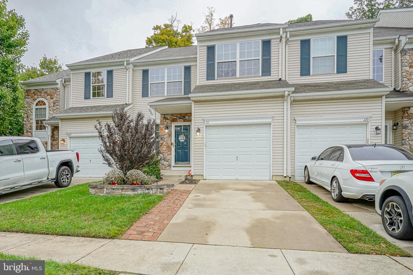 111 Braddock Ln — photo