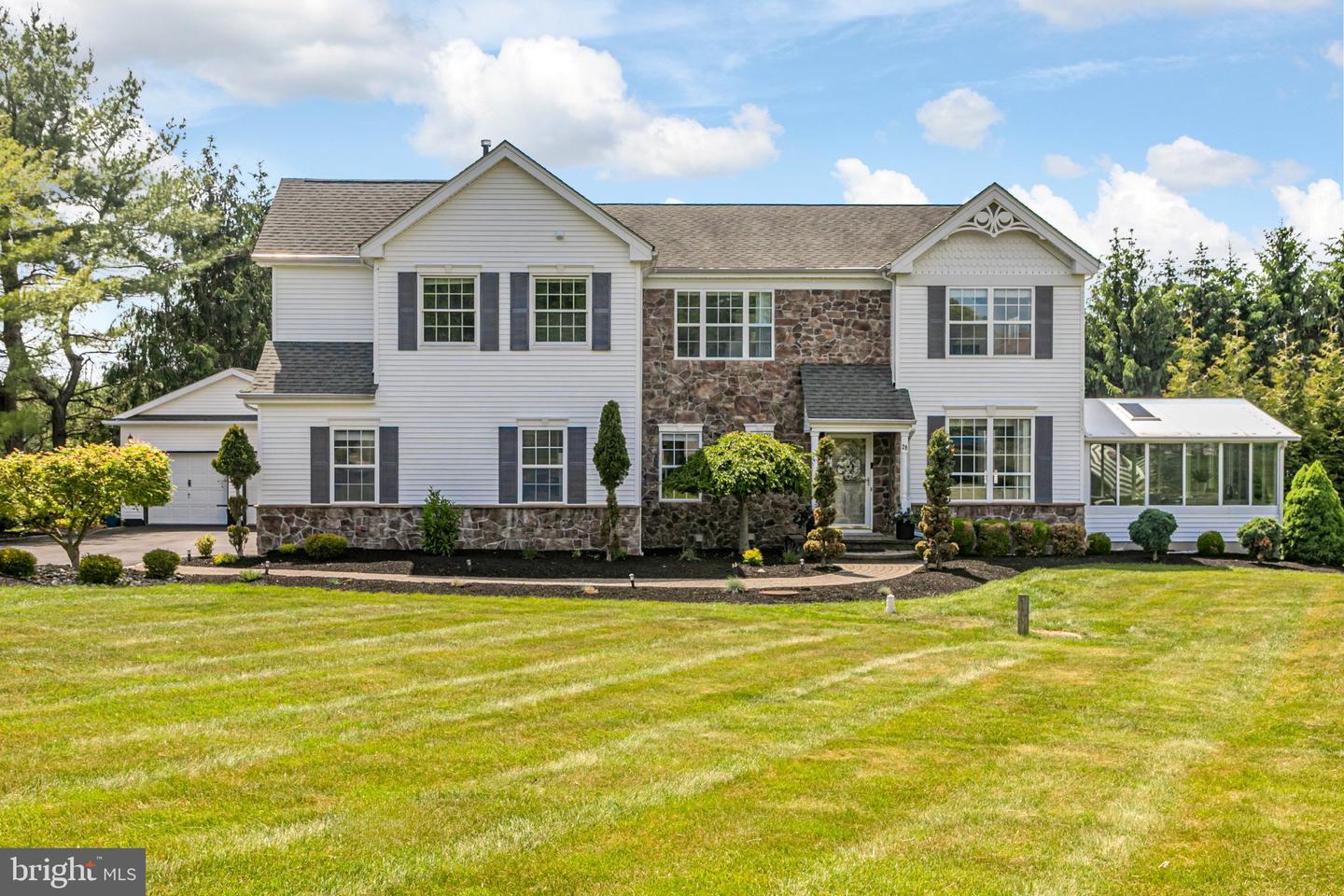 29 Sutphin Road, Flemington, NJ 08822