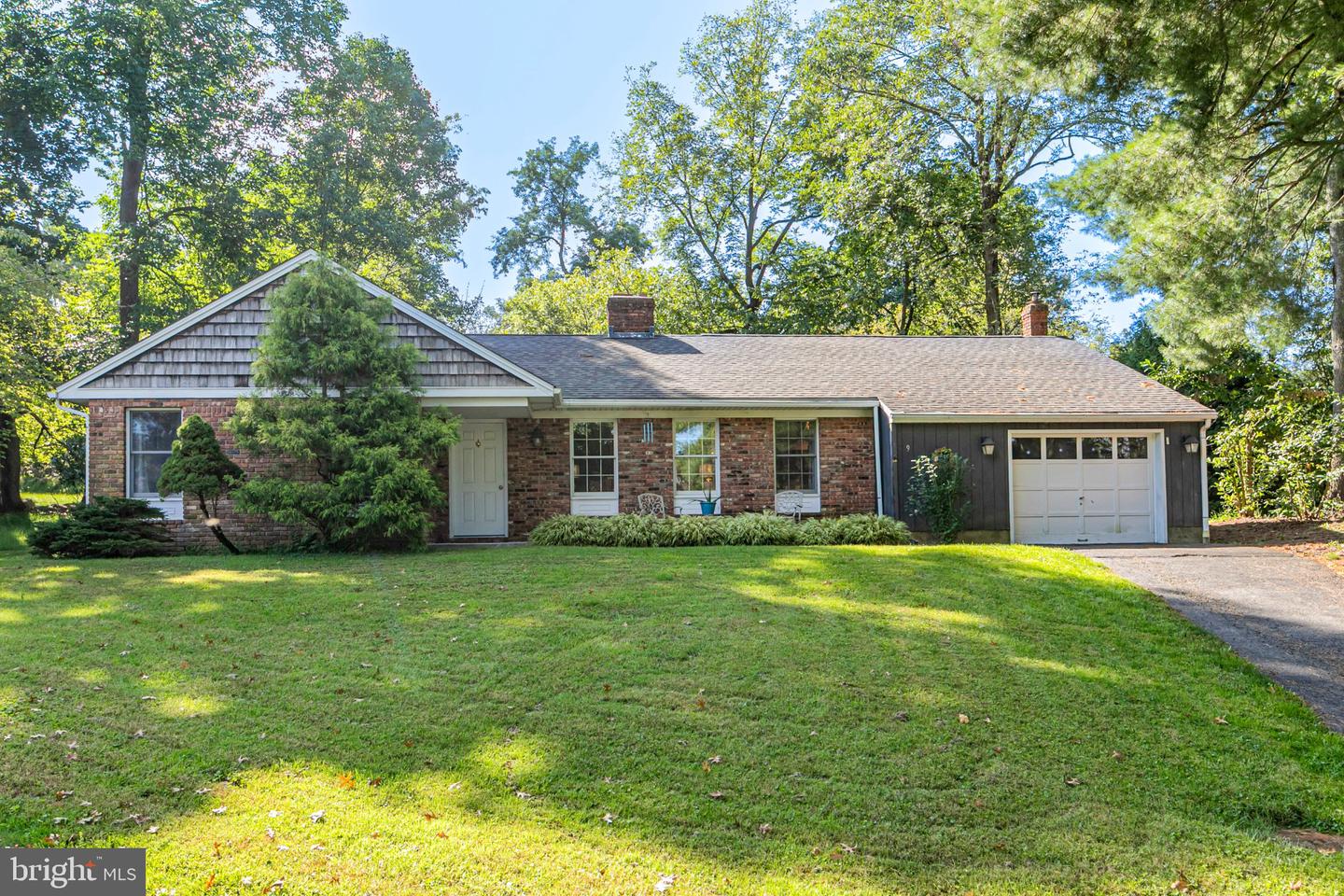 9 Northfield Ct — photo