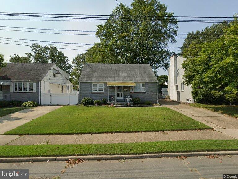 61 Leuckel Ave — photo