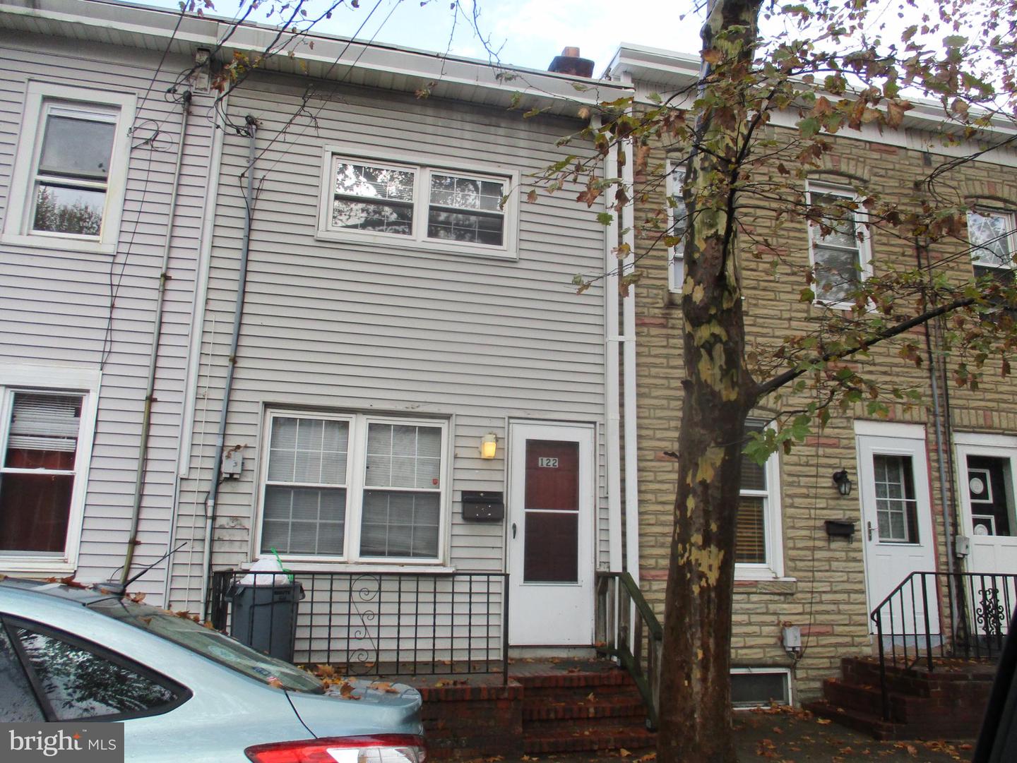 122 Hewitt St — photo