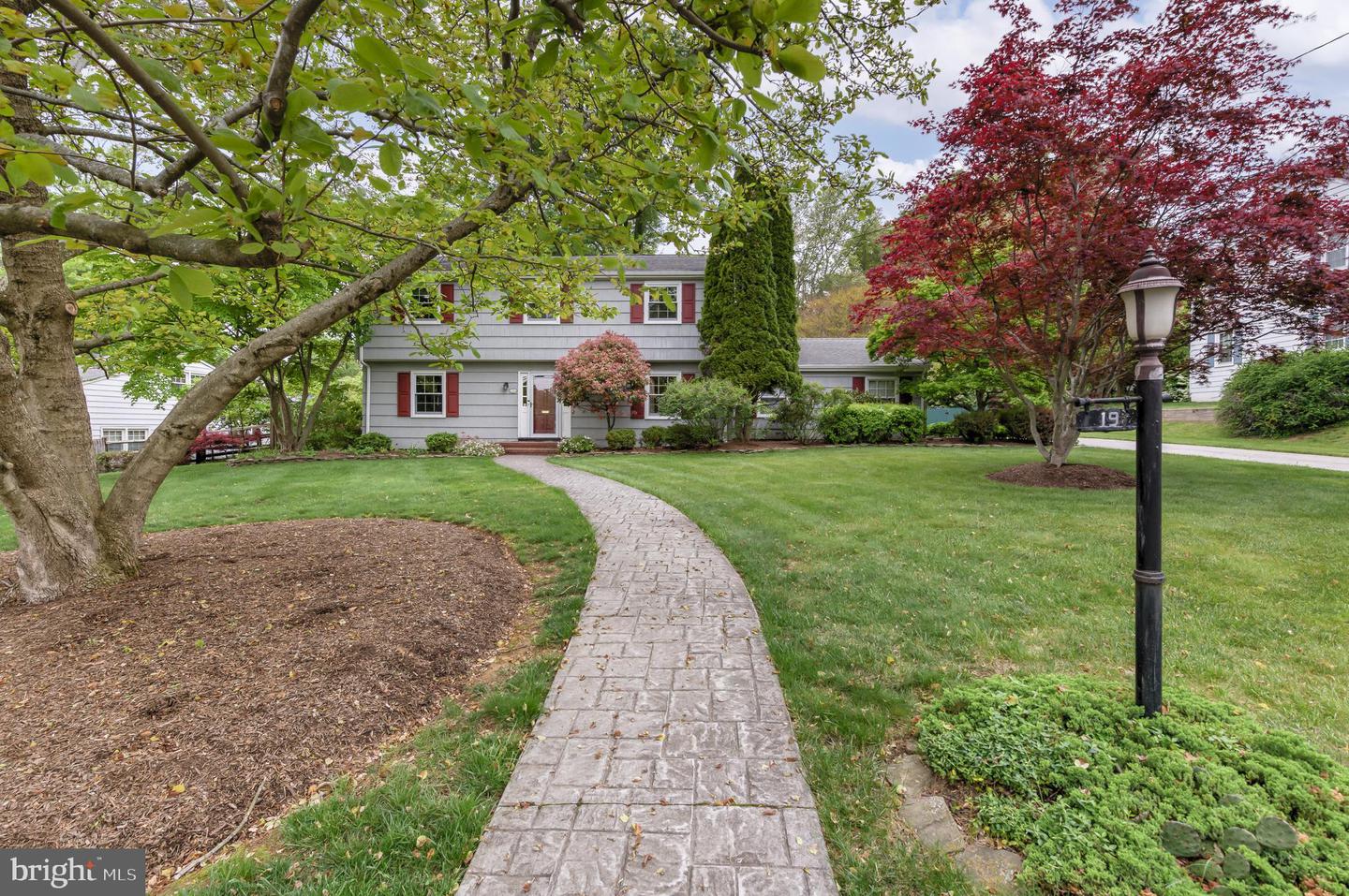 19 Farm Rd — photo