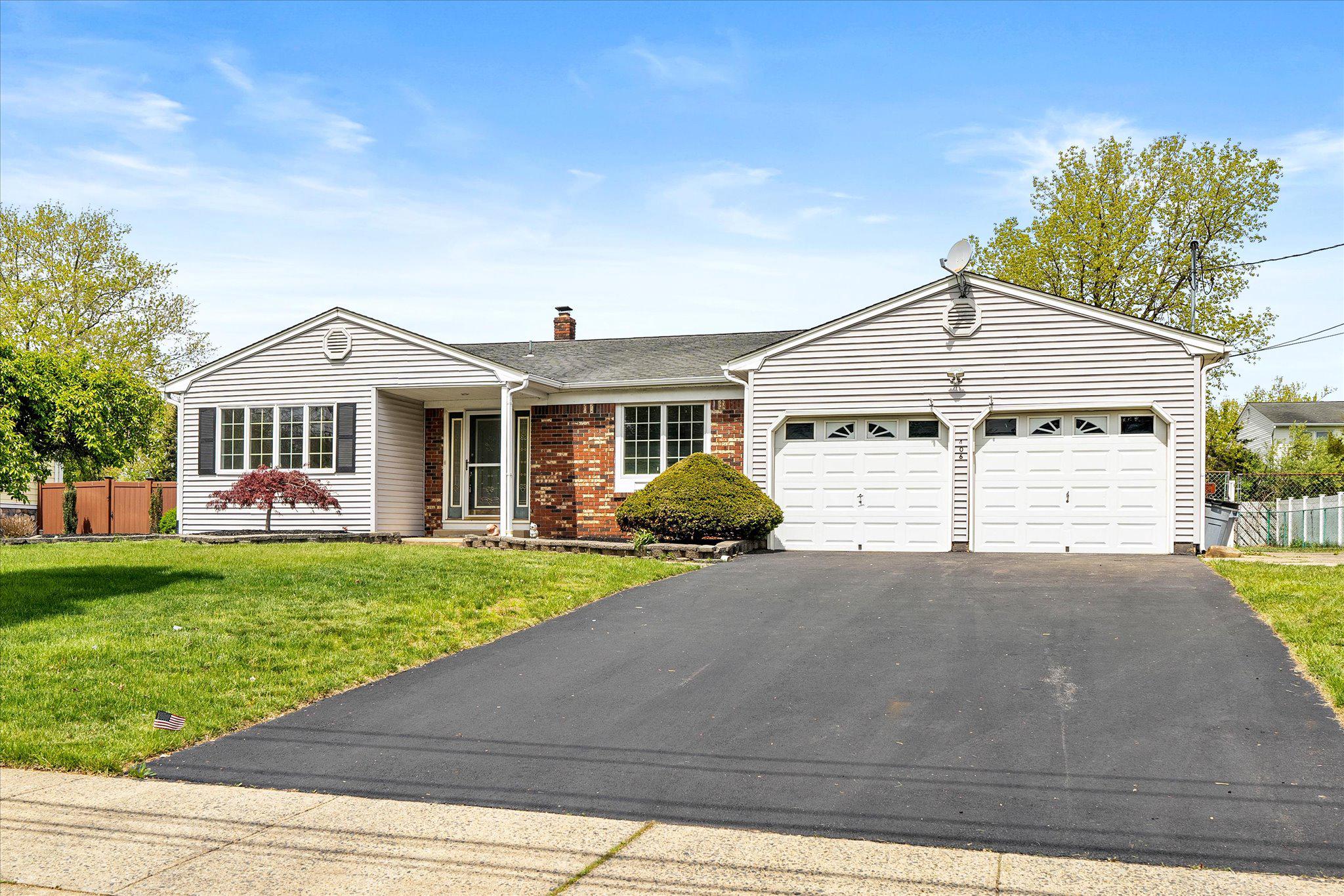 406 Flock Road, Hamilton, NJ 08619