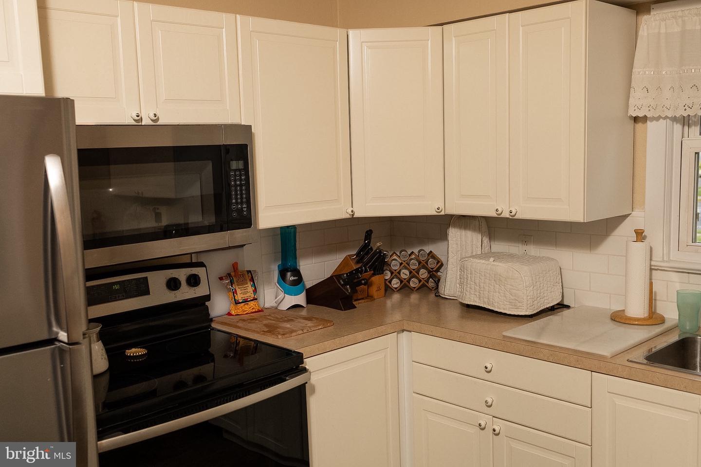 423 Sutherland Road, Ewing, NJ 08618 — photo 3