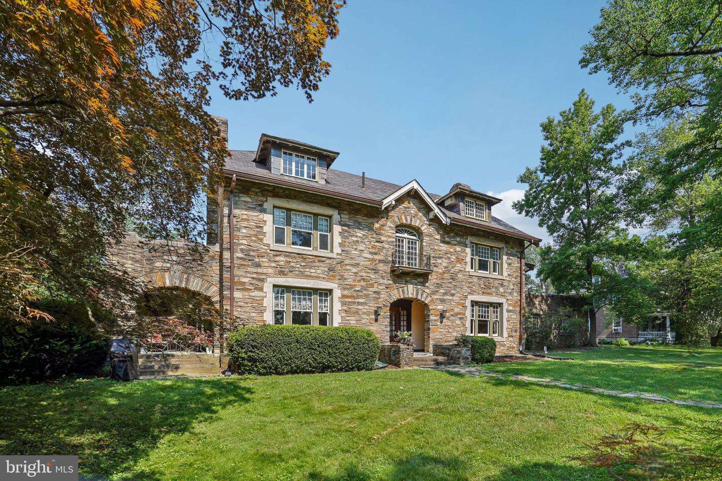 3 Belmont Cir — photo