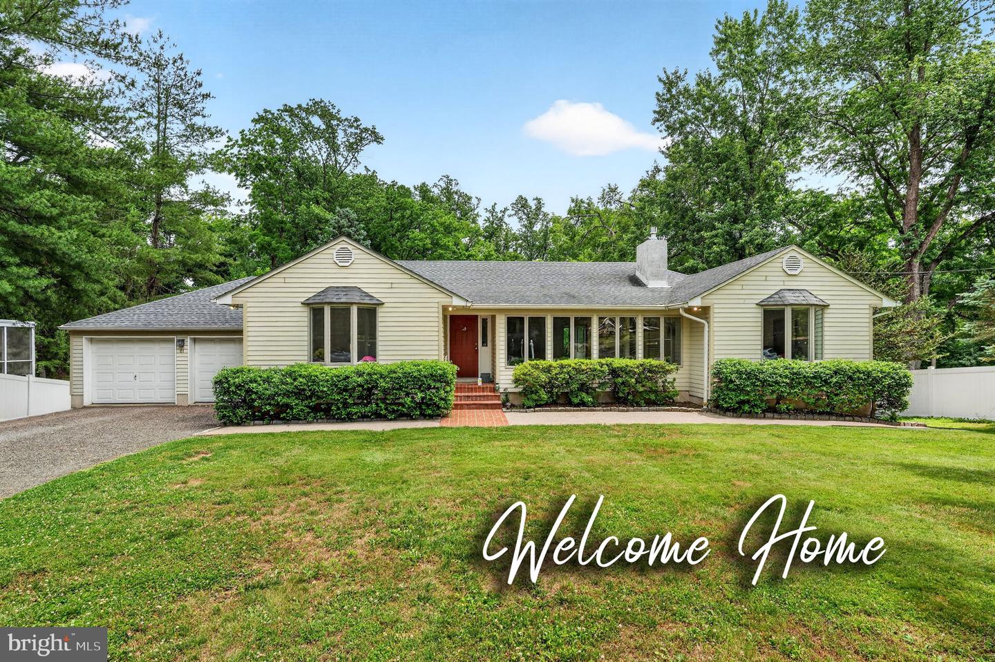 61 Broadripple Dr — photo