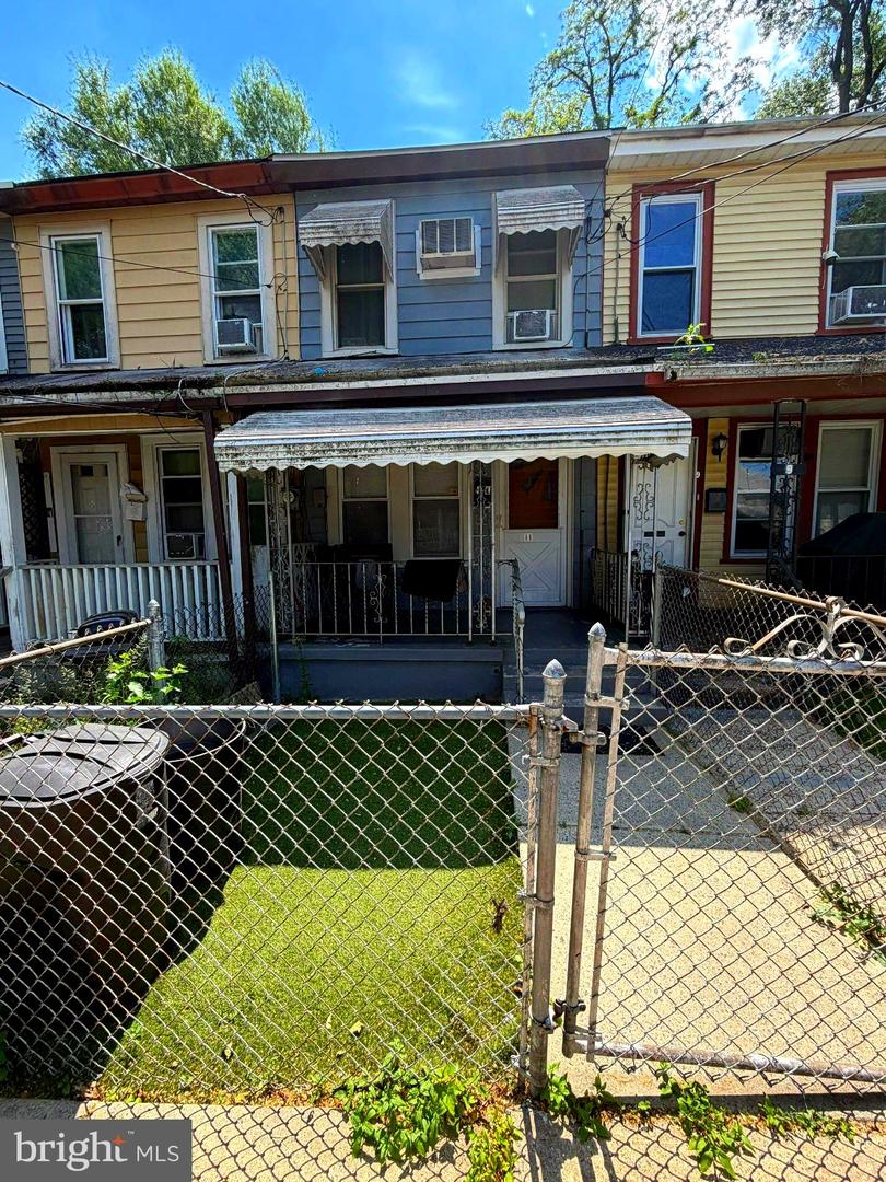 11 Race St — photo