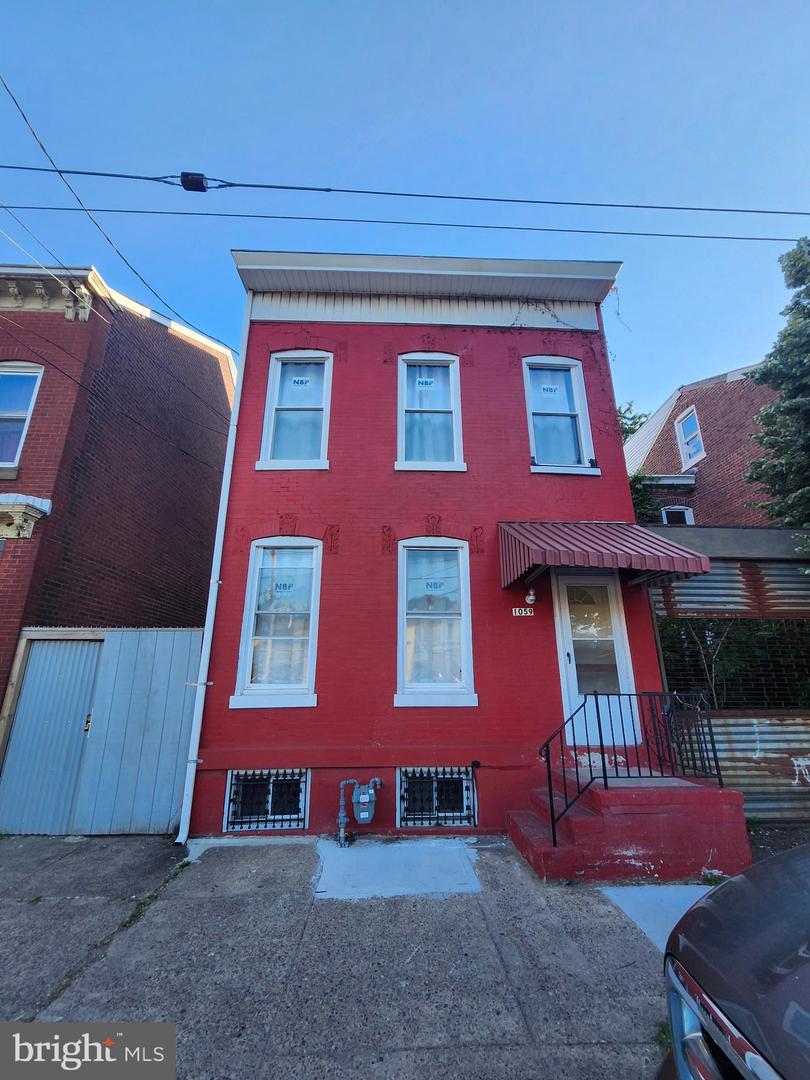 1059 S Clinton Ave — photo