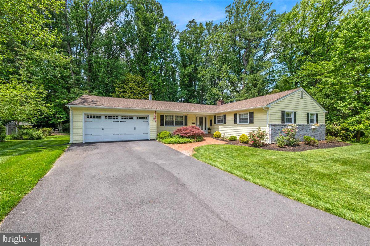 40 Pine Knoll Dr — photo