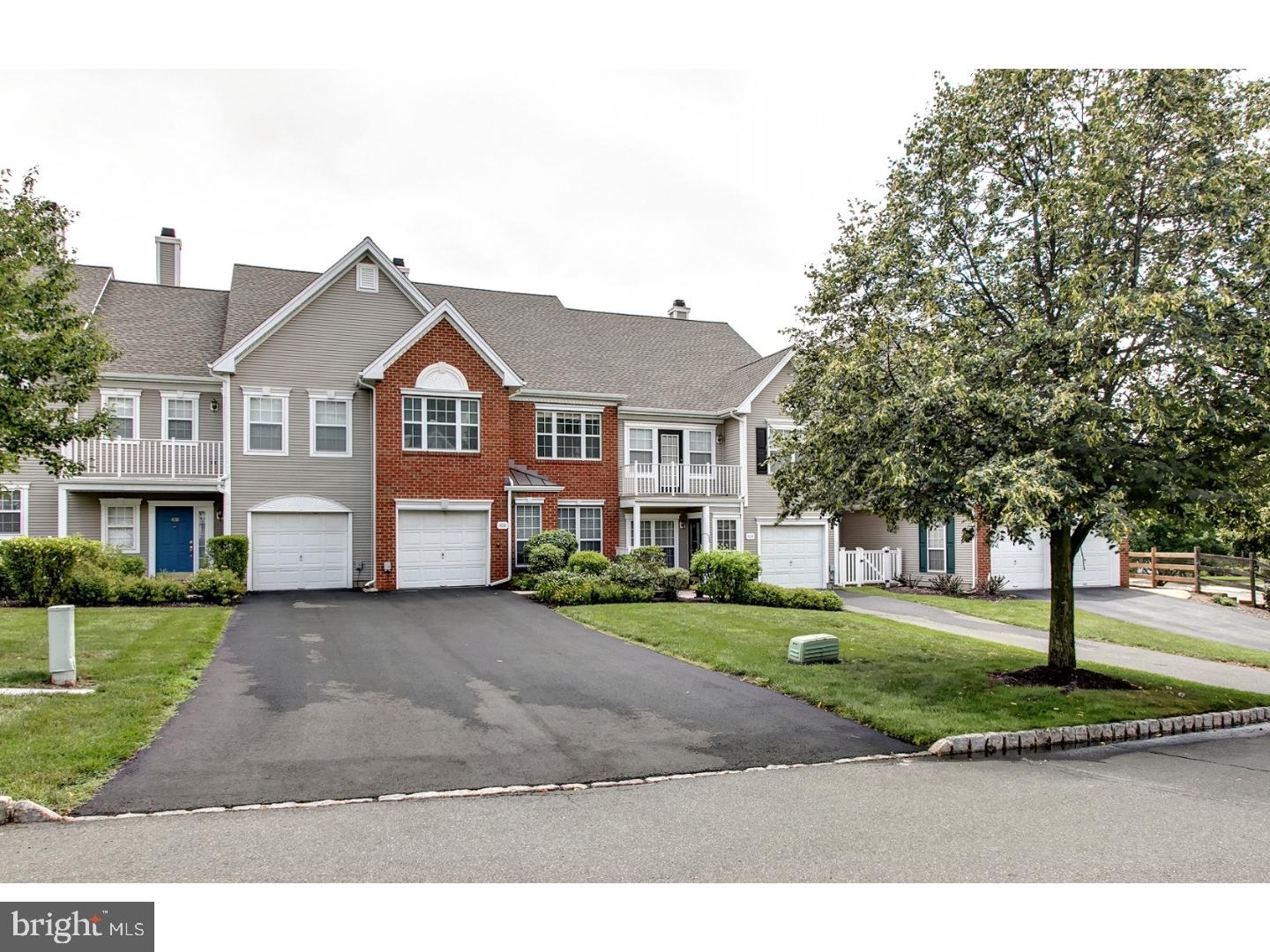 406 Pebble Creek Ct — photo