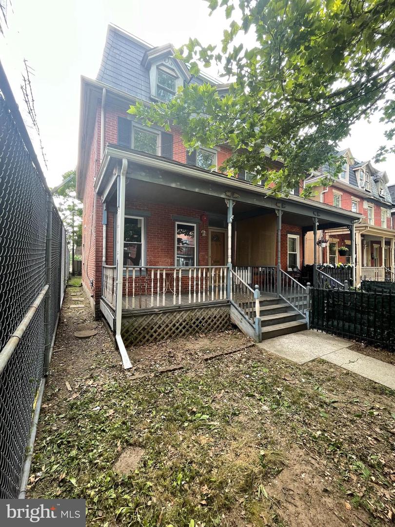 29 Carroll St — photo