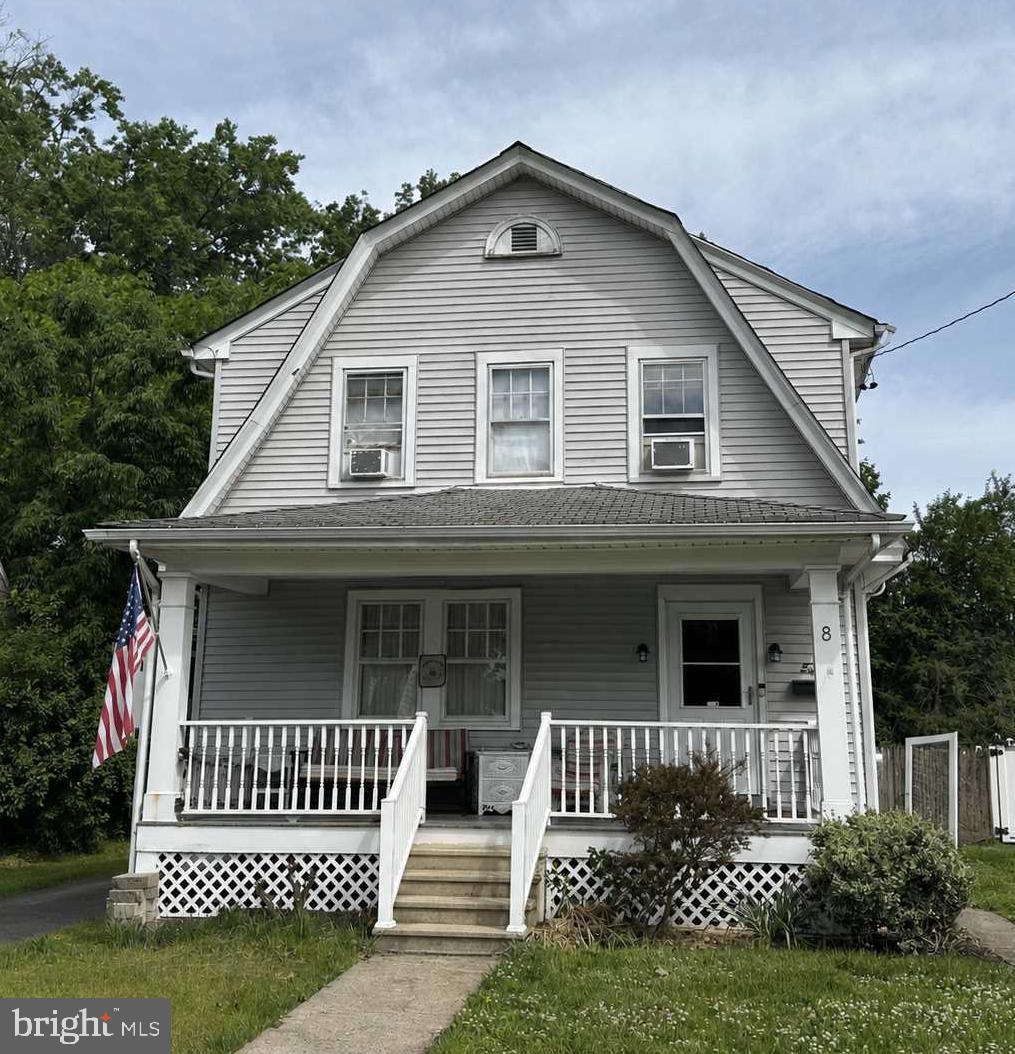 8 Pennroad Ave — photo