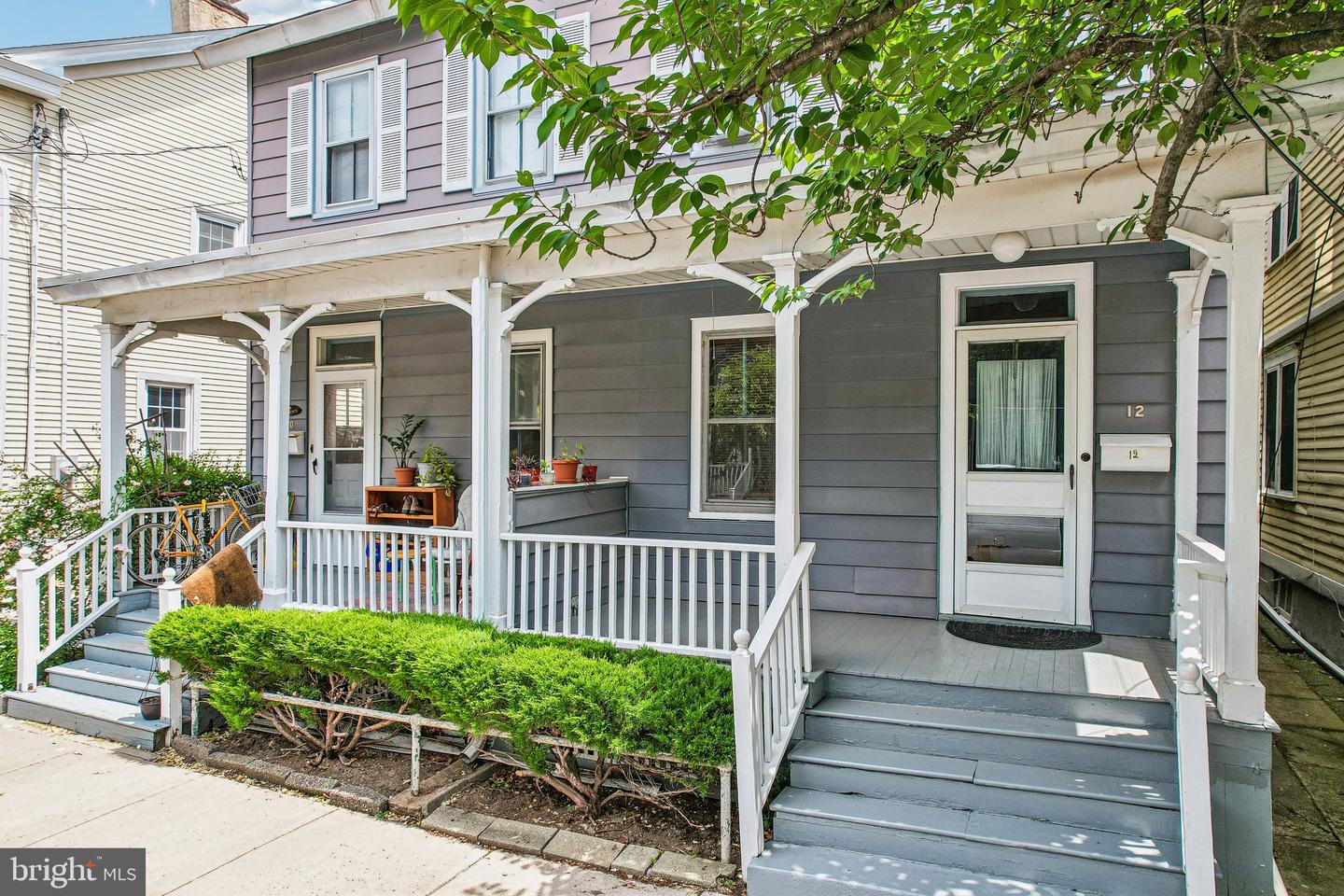 12 Charlton St — photo