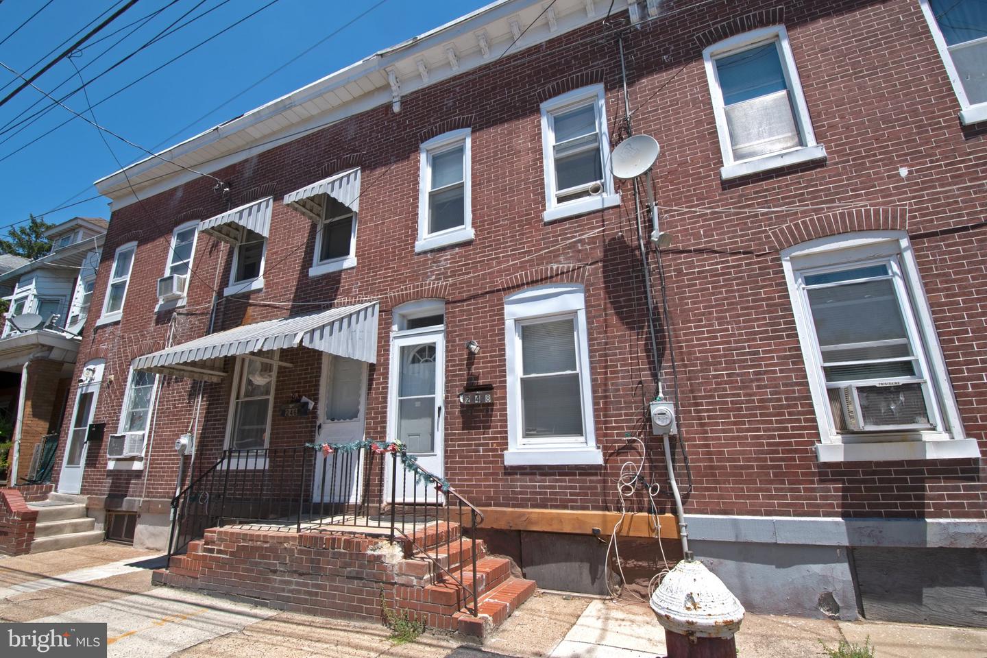 248 Grand St — photo