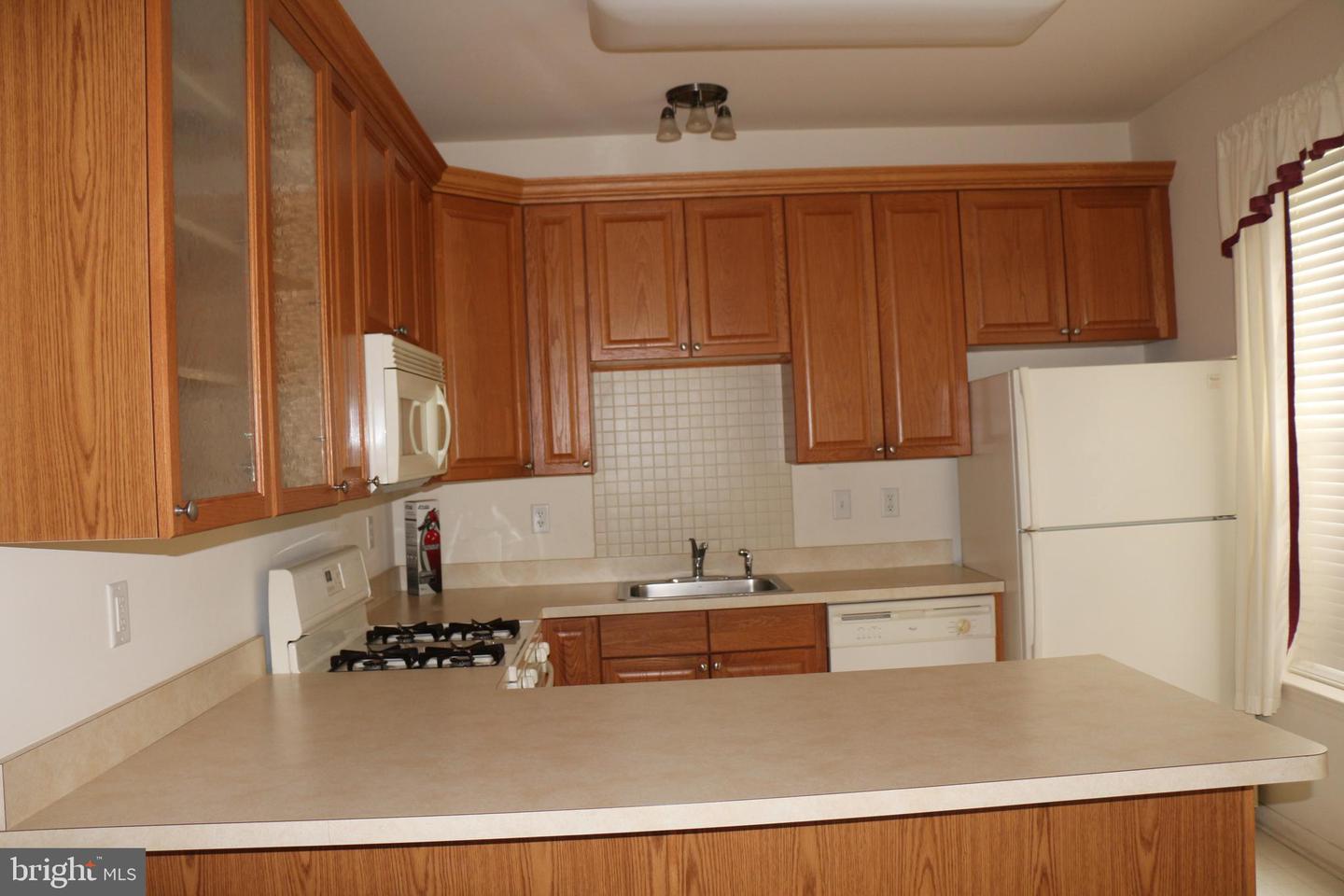 75 Kyle Way, Ewing, NJ 08628 — photo 2