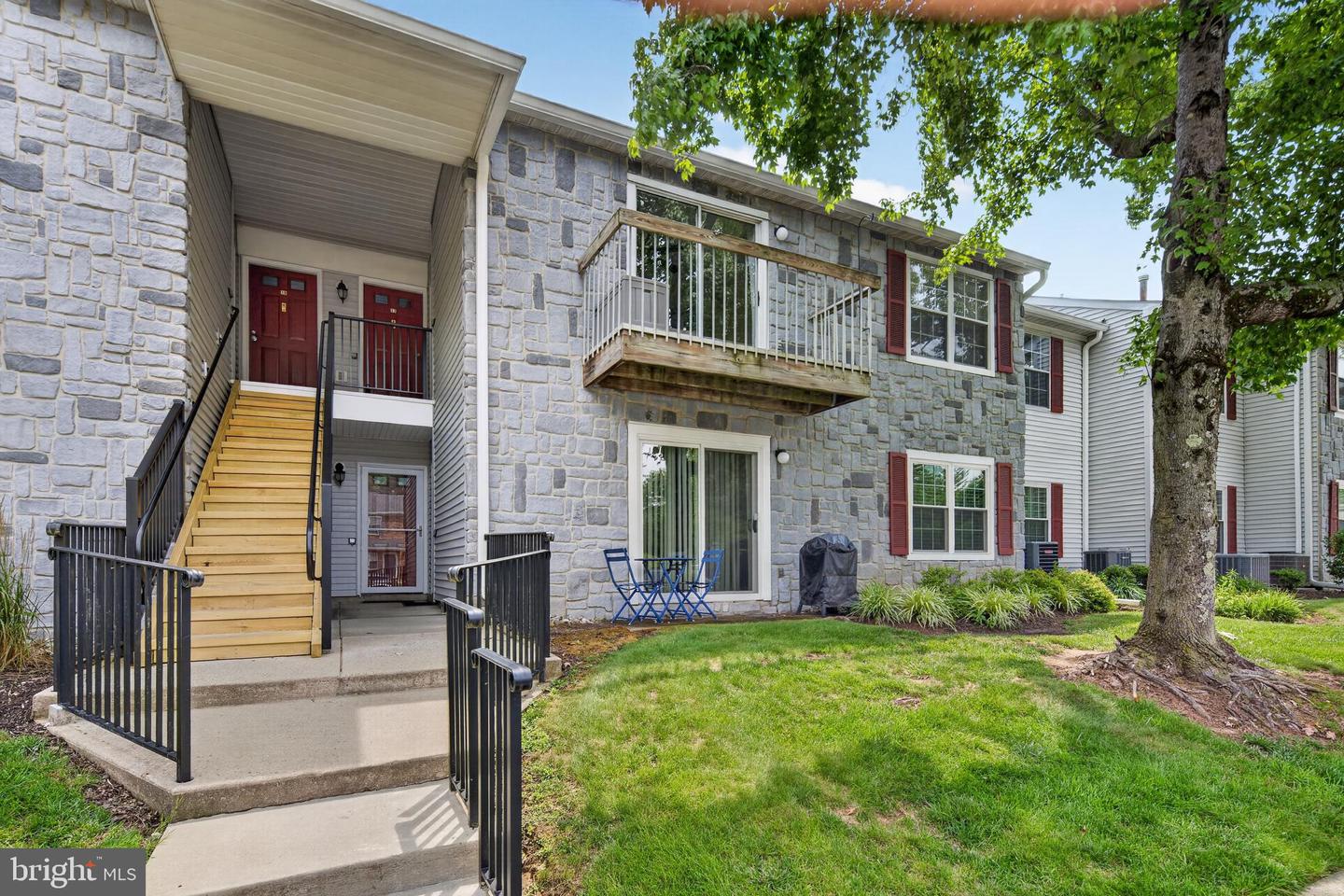 18 Quince Ct — photo