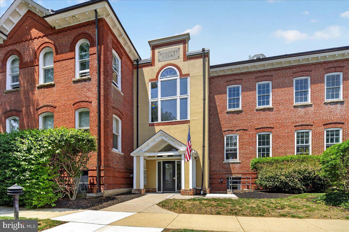 1 Academy Ct — photo