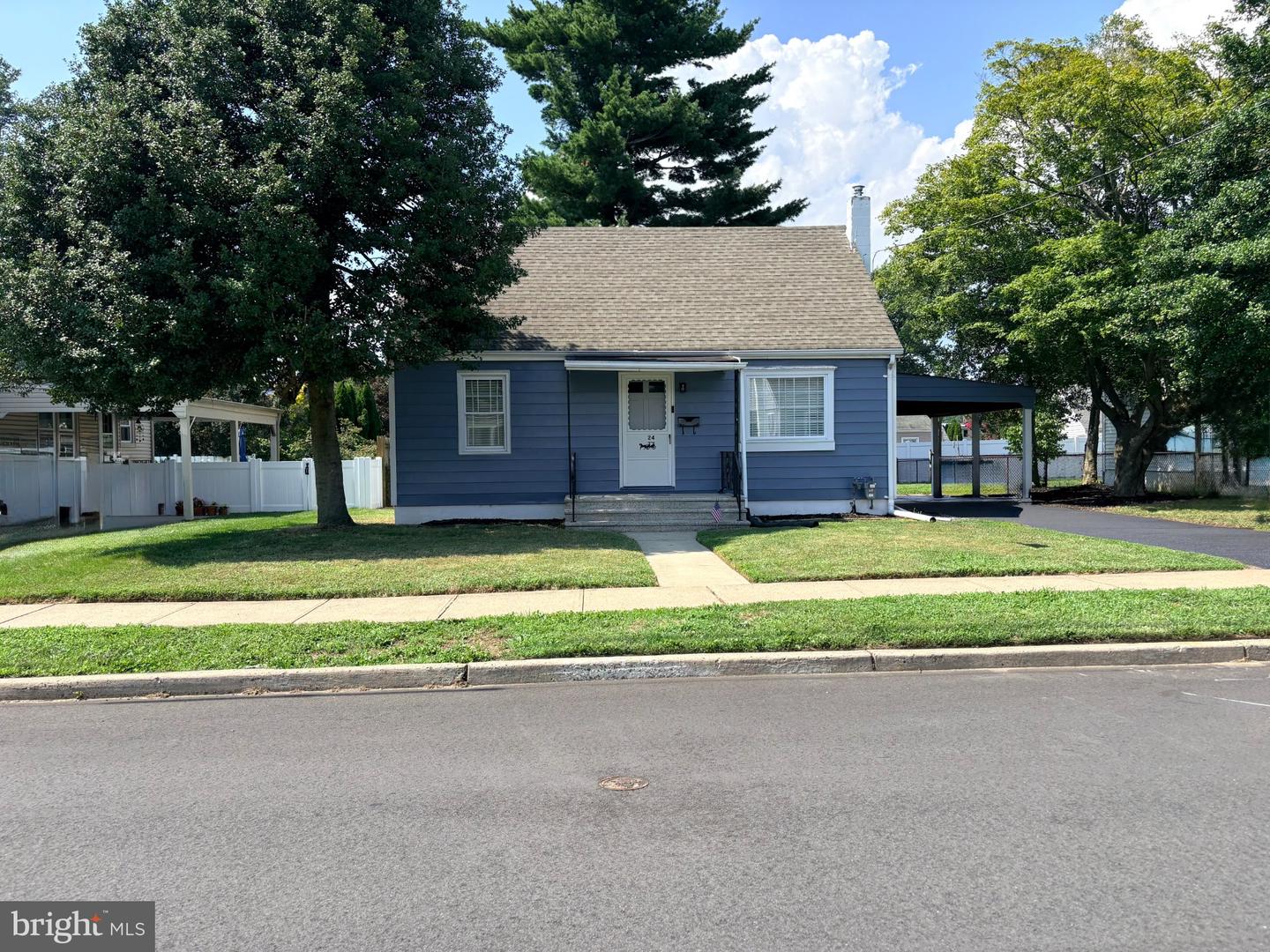 24 Forman Dr — photo