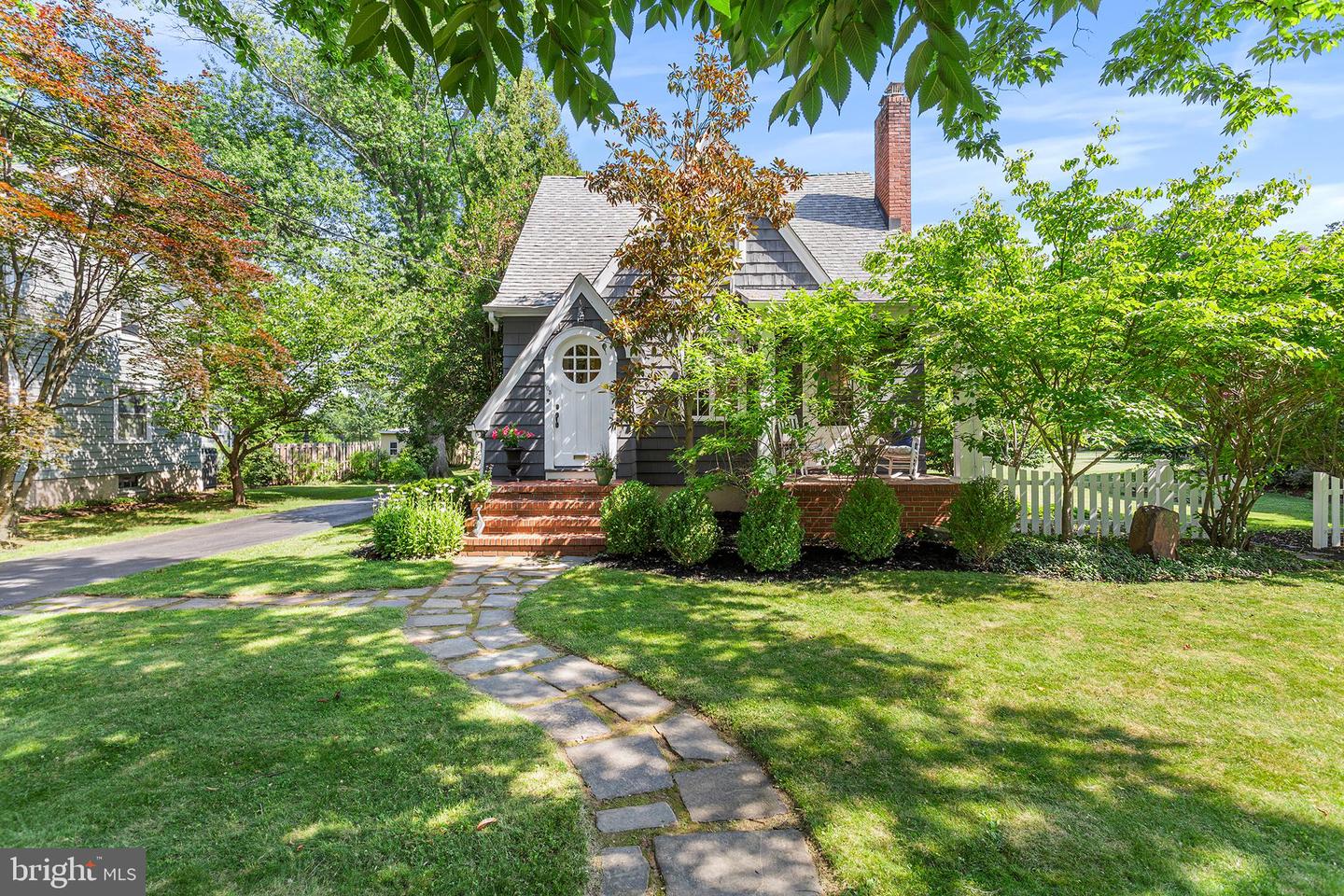 105 Laning Ave — photo