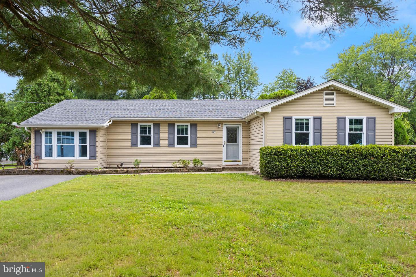 469 Flock Road, Hamilton, NJ 08619