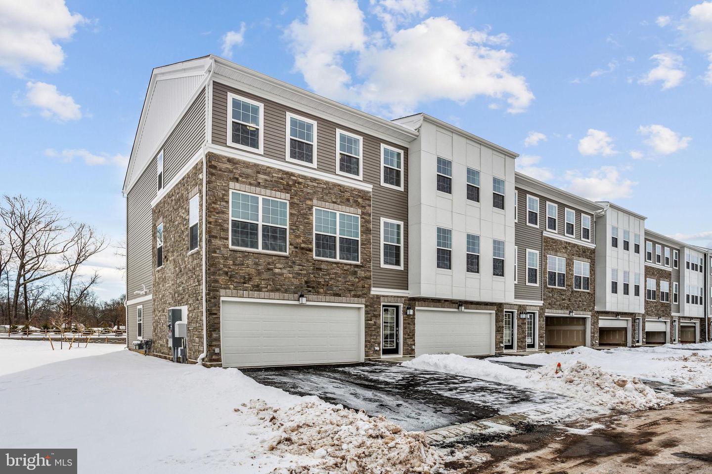 137 Ada Hightower Ave — photo