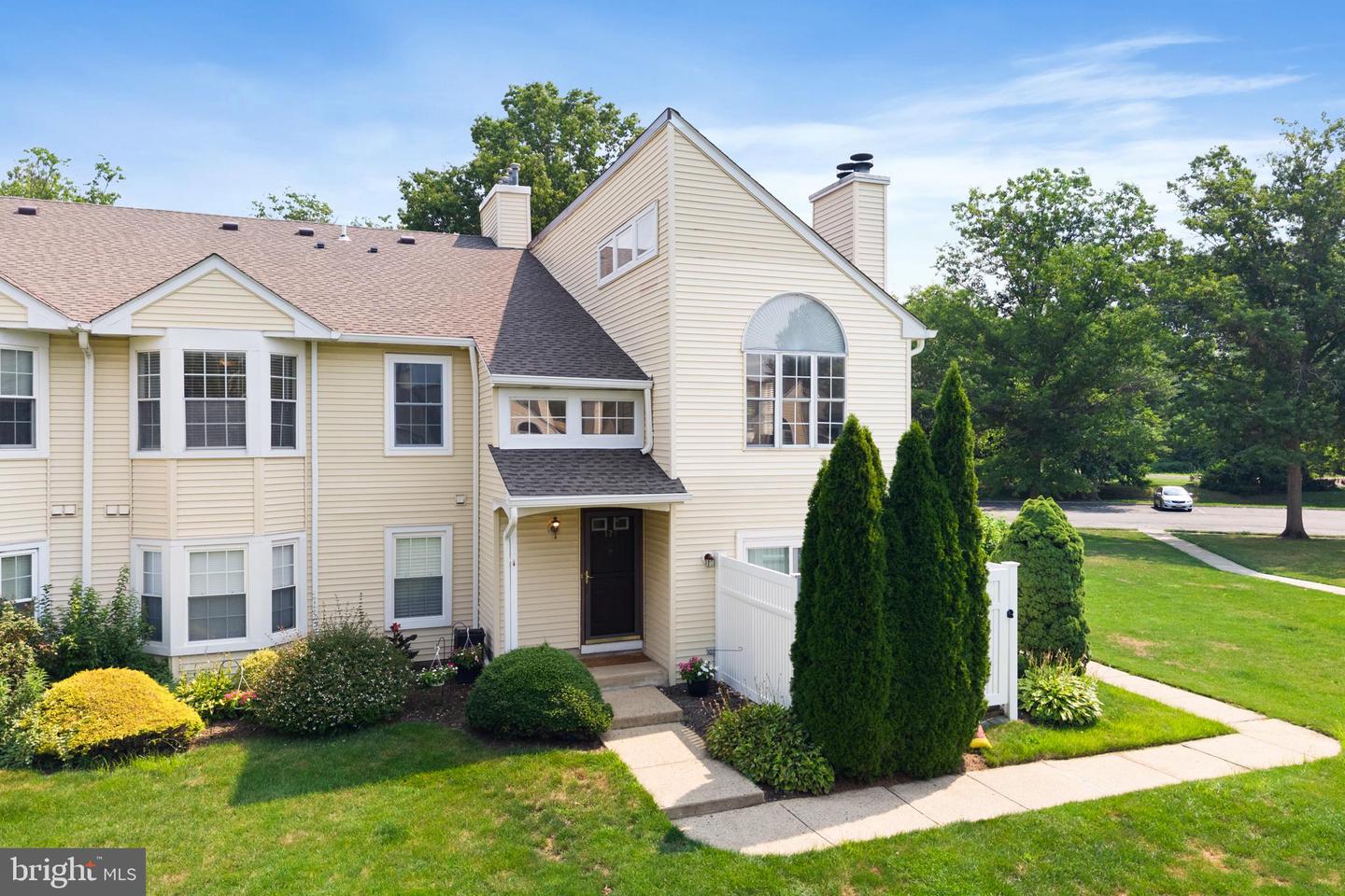 128 Mill Run E — photo