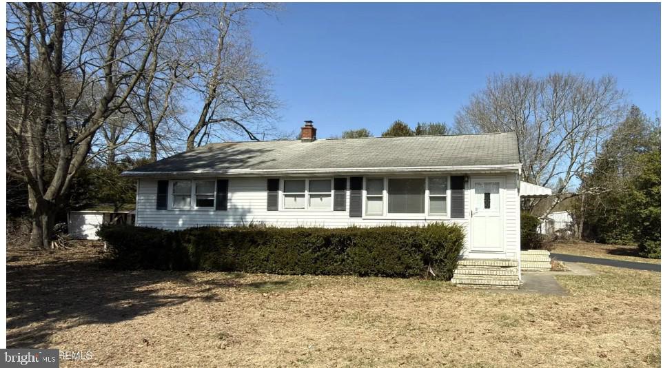325 Sharon Rd — photo