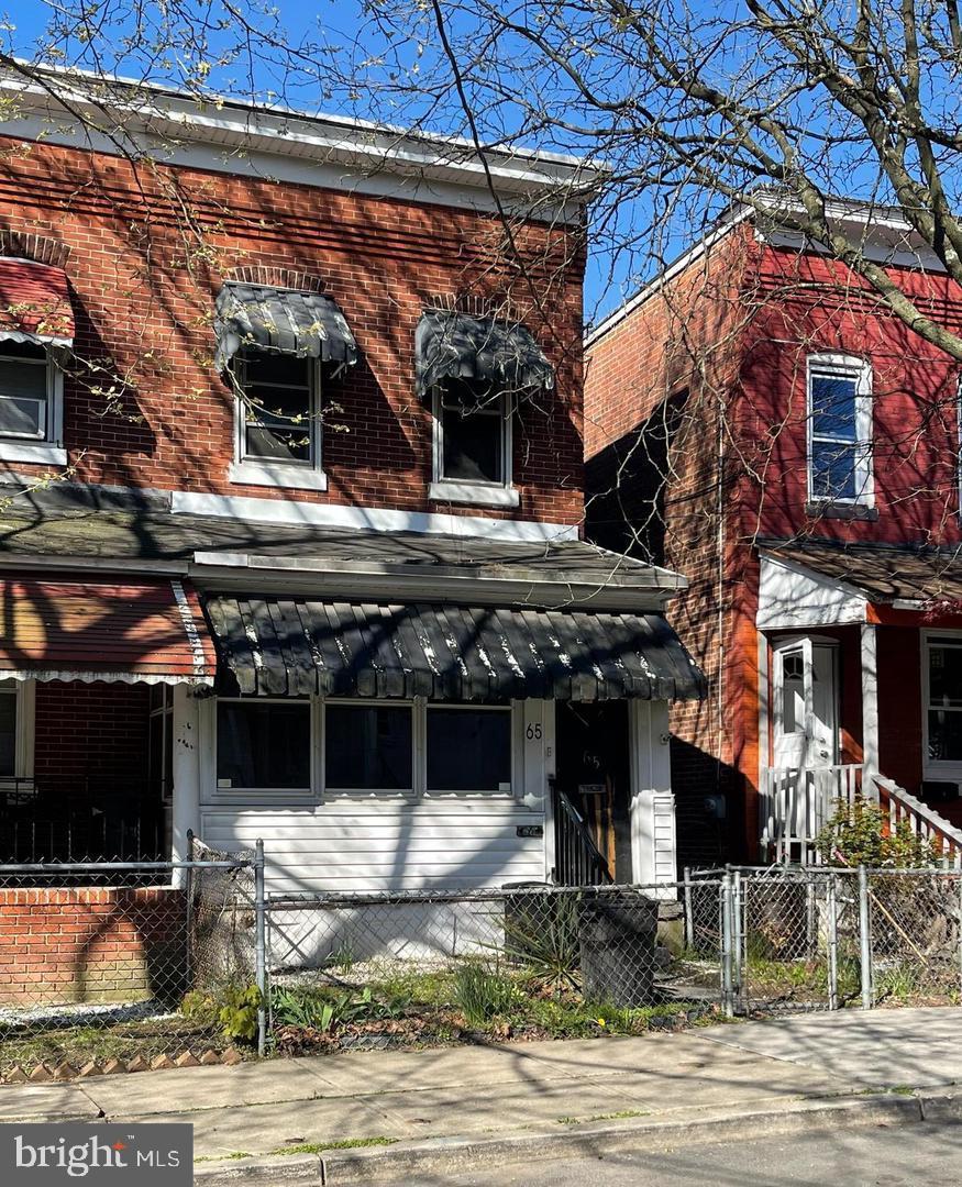 65 Race St — photo