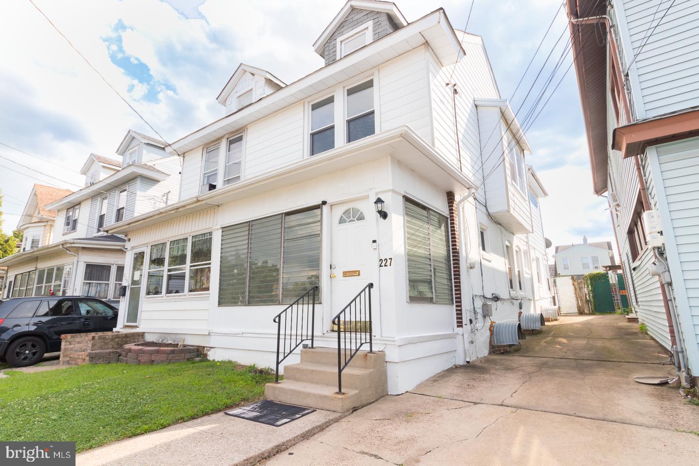 227 S Johnston Ave — photo