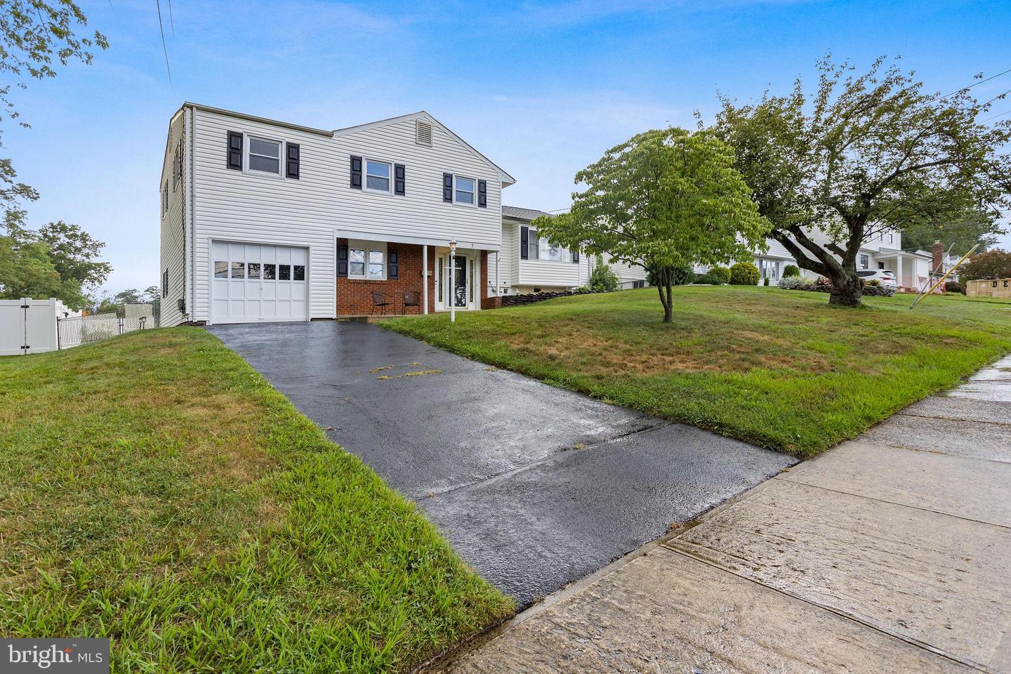 7 Hempstead Road, Hamilton, NJ 08610
