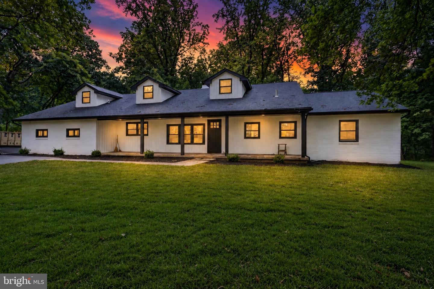 8 Lupine Ln — photo