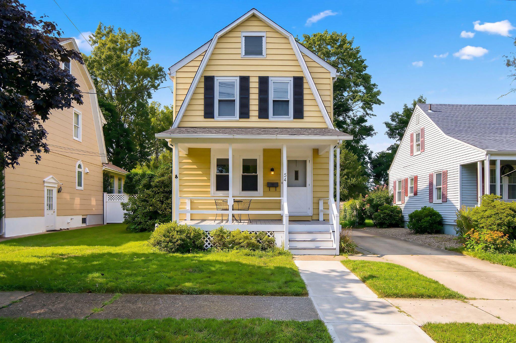 54 Finley Ave — photo