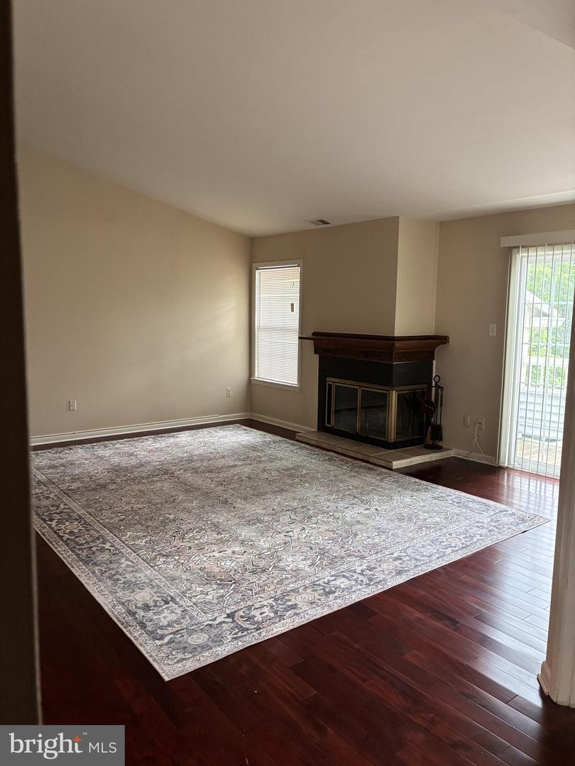 117 Federal Ct #9 — photo