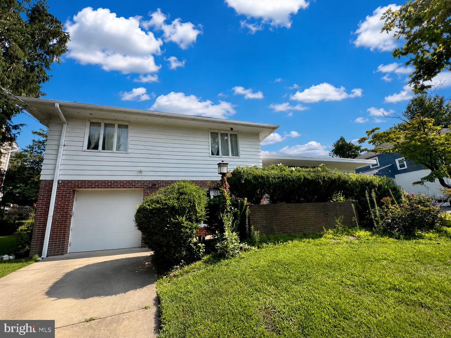 120 Morningside Dr — photo