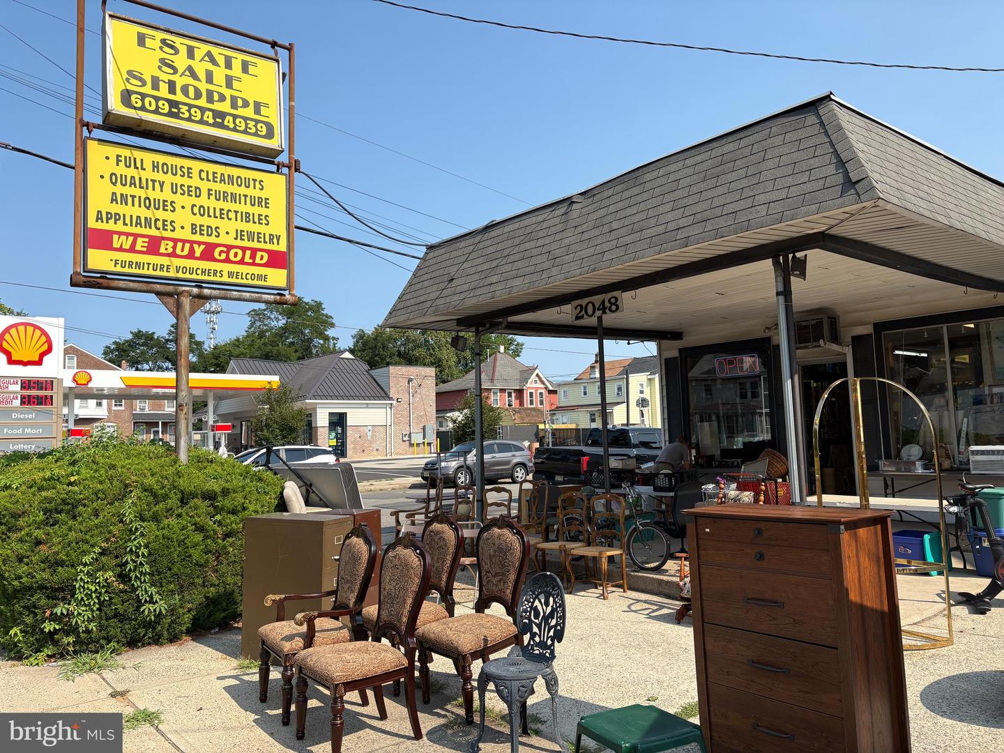 2048 S Broad St — photo